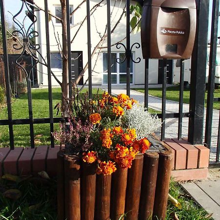 Wislana Willa Varsovia Exterior foto